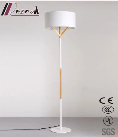 लिविंग रूम के साथ आधुनिक लकड़ी के व्हाइट यूनिवैयोलिकल फर्श फ्लोर लैंप